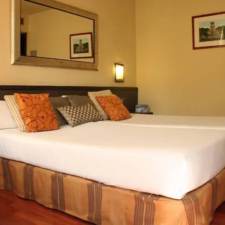 Atiram Hotel 4*