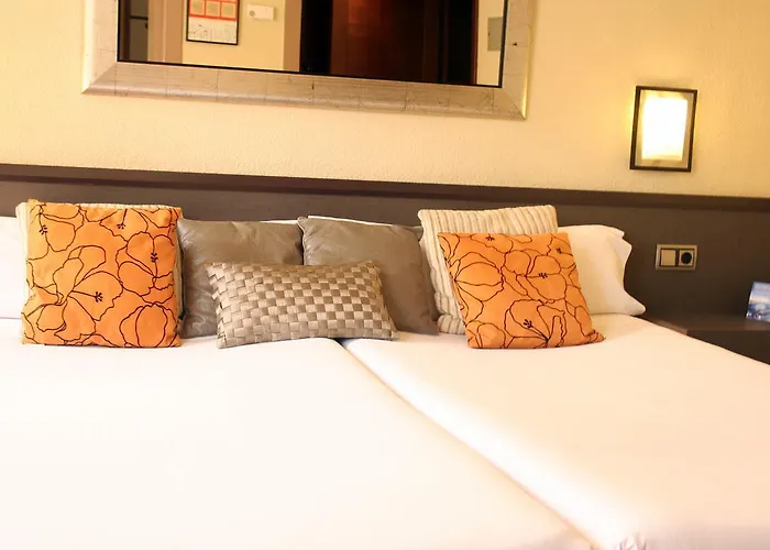 Hotel Atiram 4*