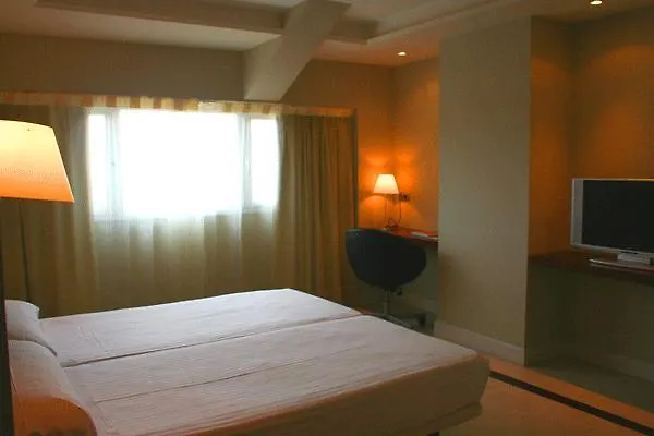 Hotel Atiram 4*