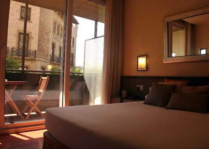 Atiram Hotel 4*