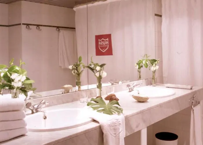 Atiram Hotel 4*